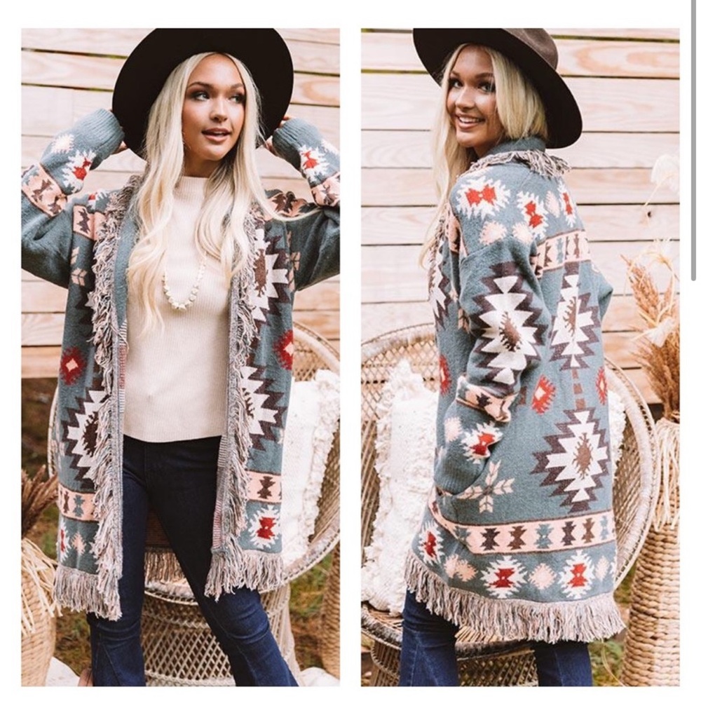 JODIFL Cardigan Aztec print with fringe. Small.